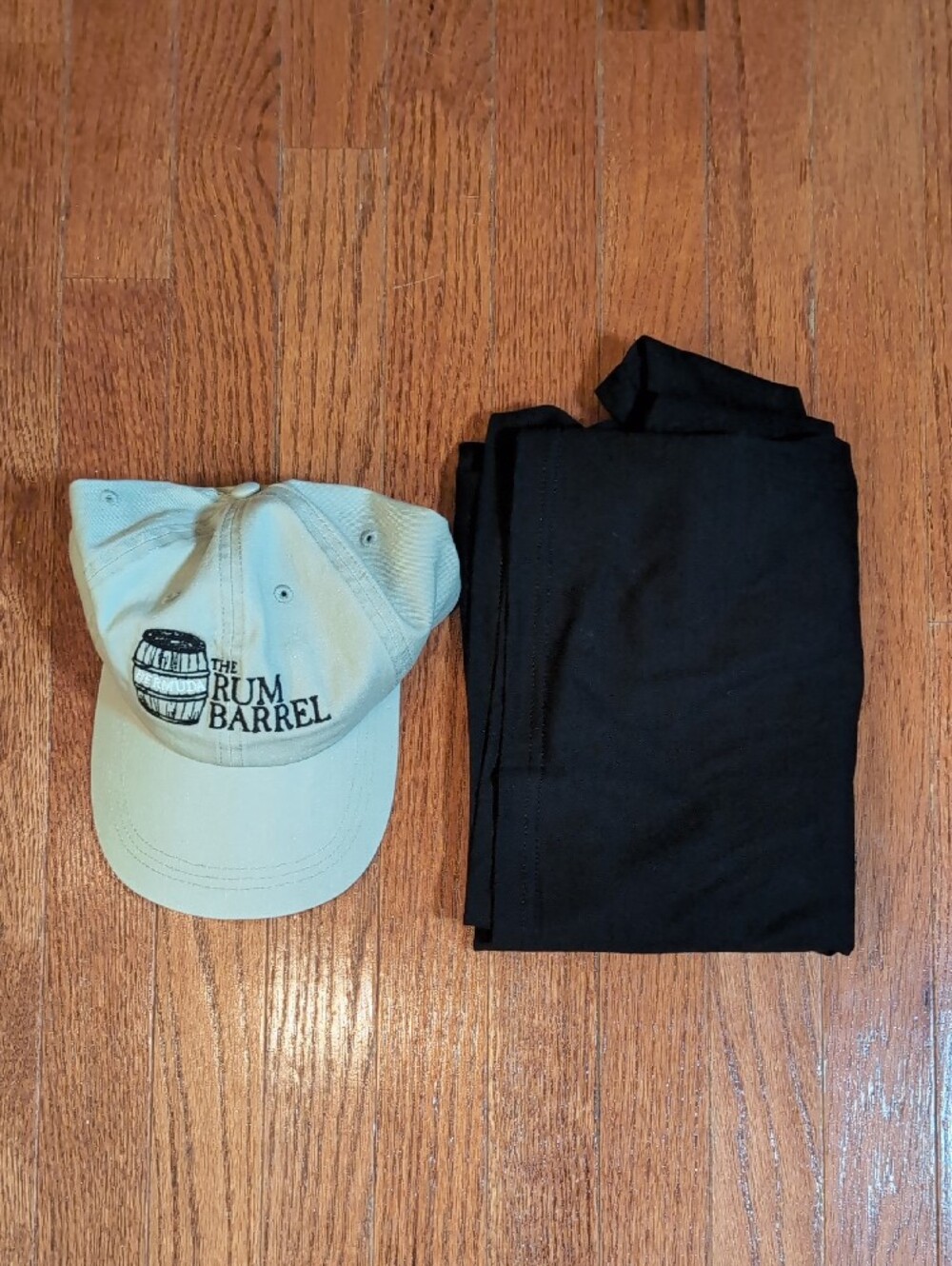 The Rum Barrel Bermuda Tan Adjustable Hat + Logo T-Shirt Size L Black New